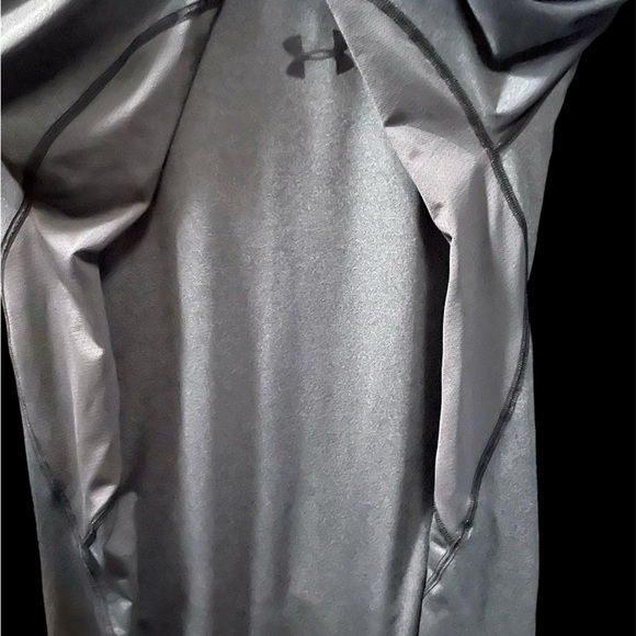 ARMOUR COMPRESSION LONG SLEEVE - Picture 4 of 5